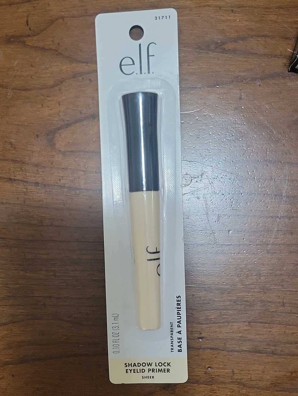 Elf Shadow lock eyelid primer shear